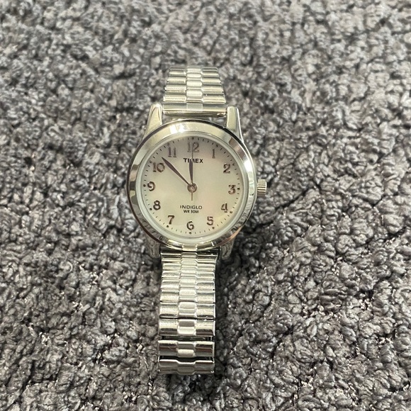Timex Watch - Picture 1 of 4
